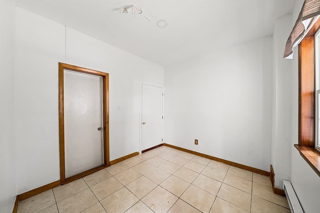 952 Bridge St, Lowell MA 01850 photo 14