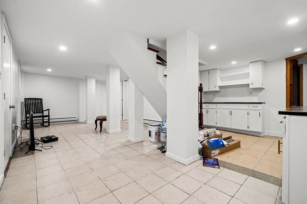 952 Bridge St, Lowell MA 01850 photo 11