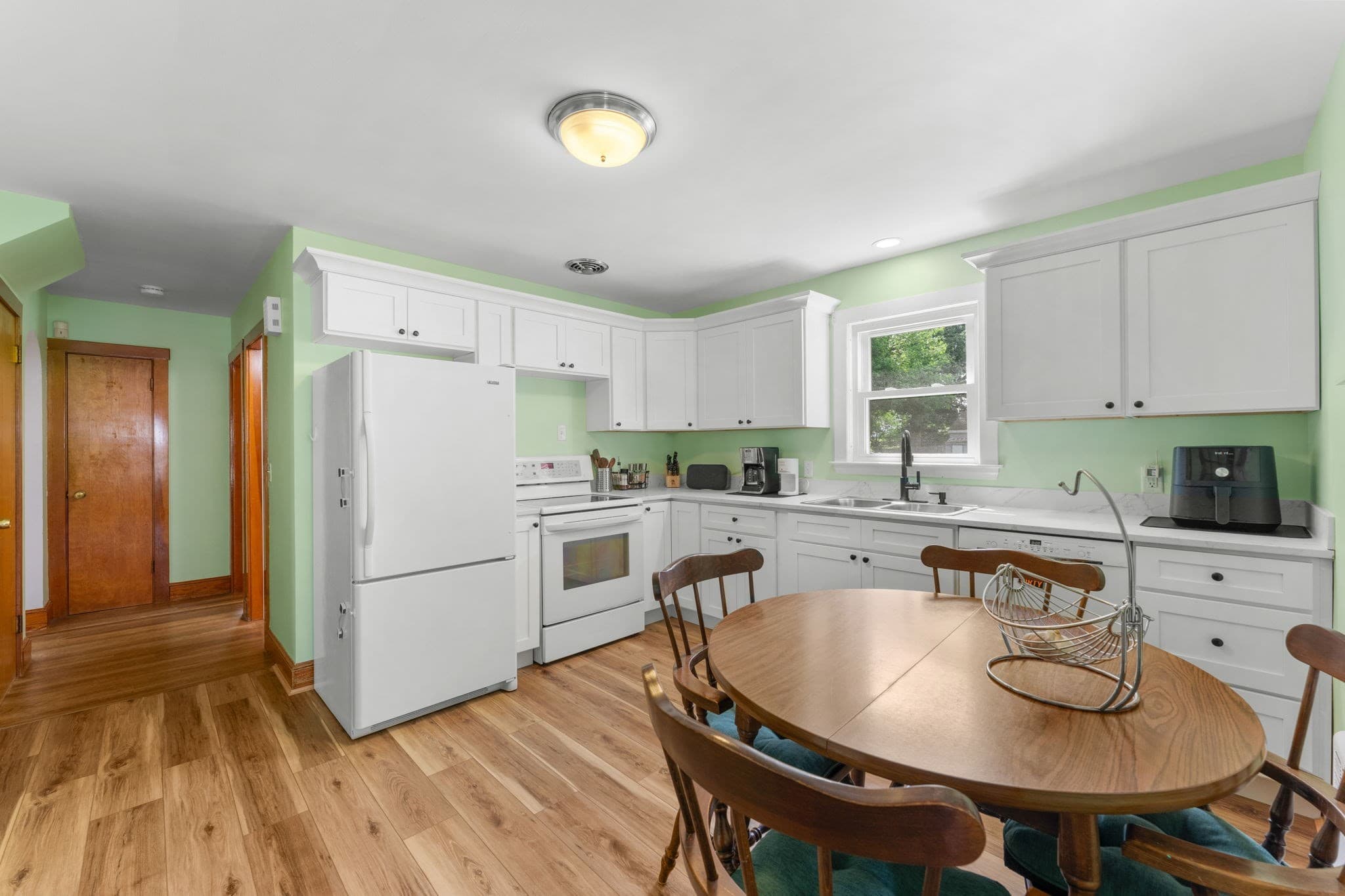 Single Family Residence at 14 Angela Ter, Brockton MA 02301, photo 14 of 42