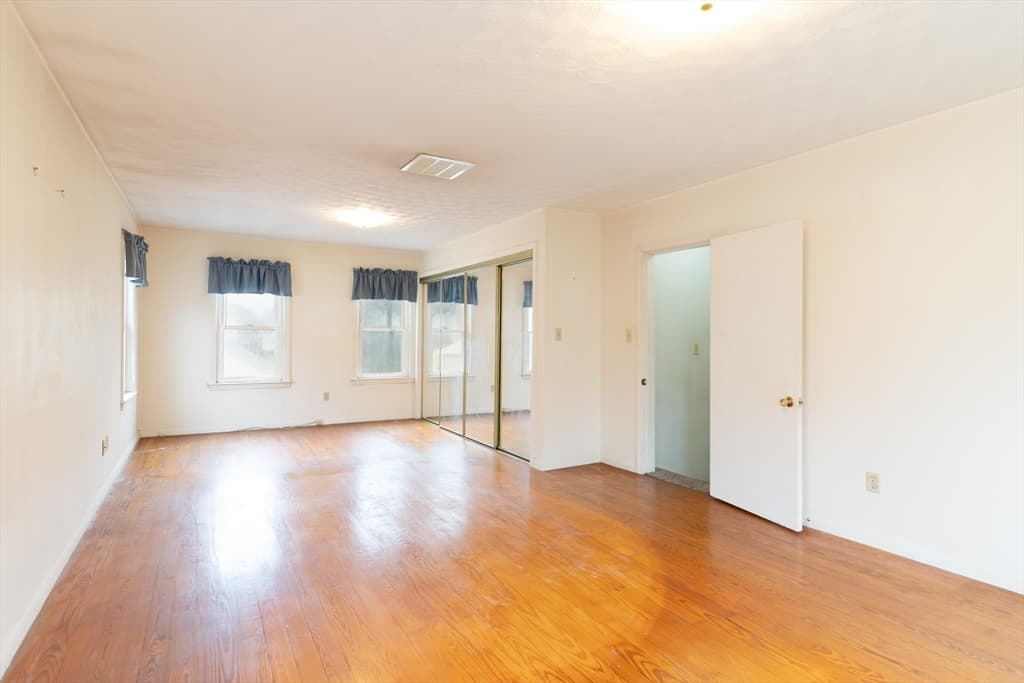 6 Maynard St, Webster MA 01570 photo 24