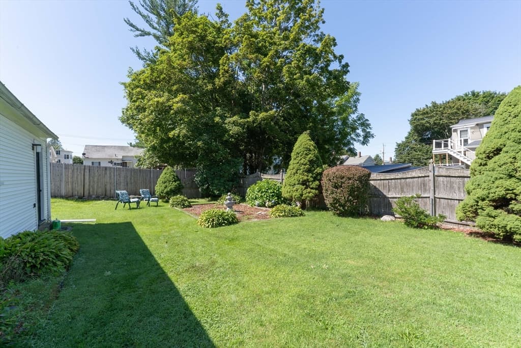 6 Maynard St, Webster MA 01570 photo 34
