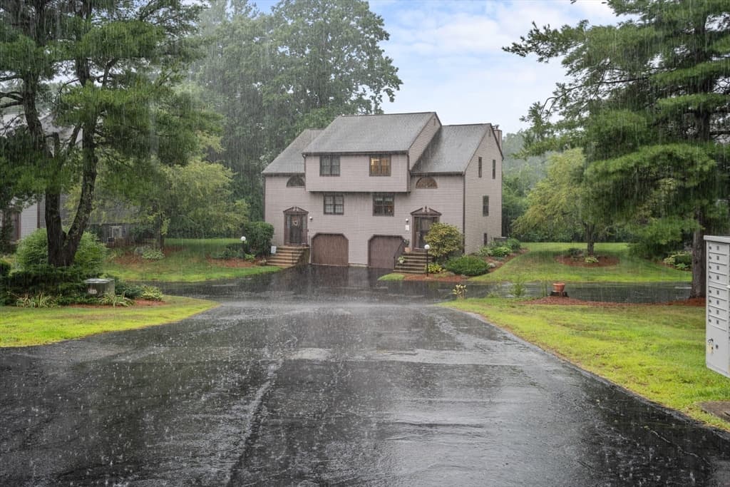 Condominium at 6 Deerfield Court # 6, Grafton MA 01519, Grafton, photo 29 of 30
