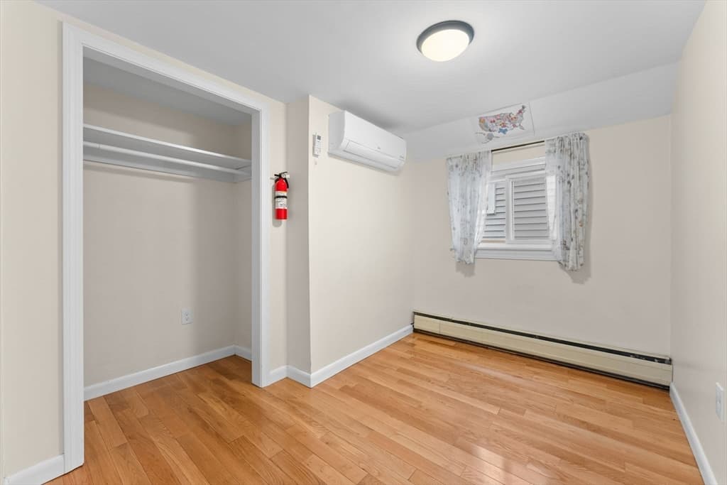 449 Frankfort St, Boston MA 02128 photo 17