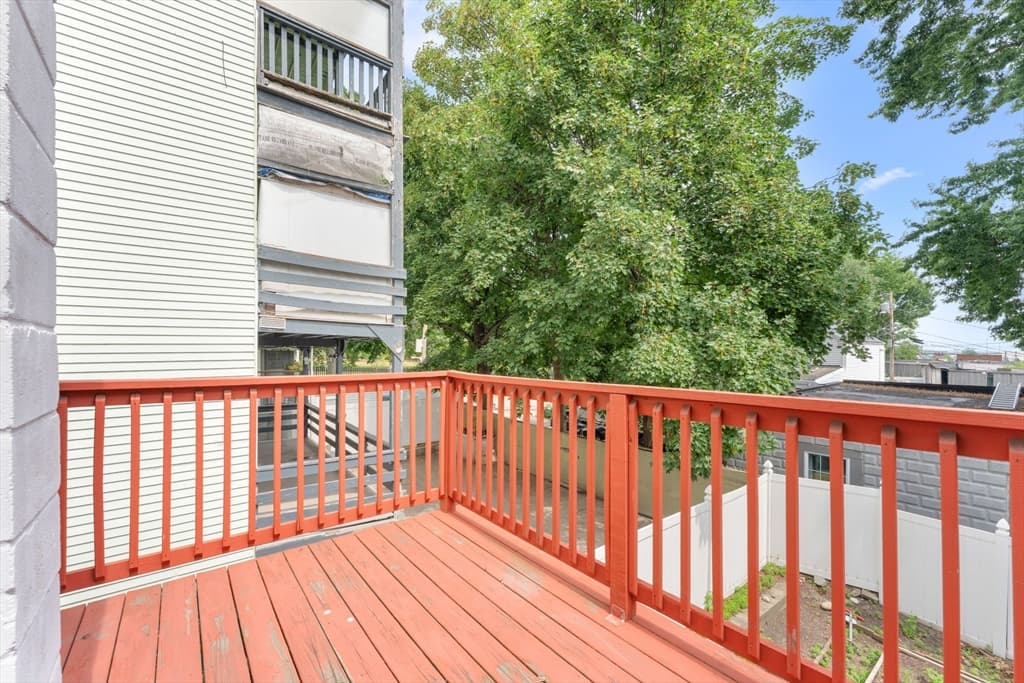 449 Frankfort St, Boston MA 02128 photo 21