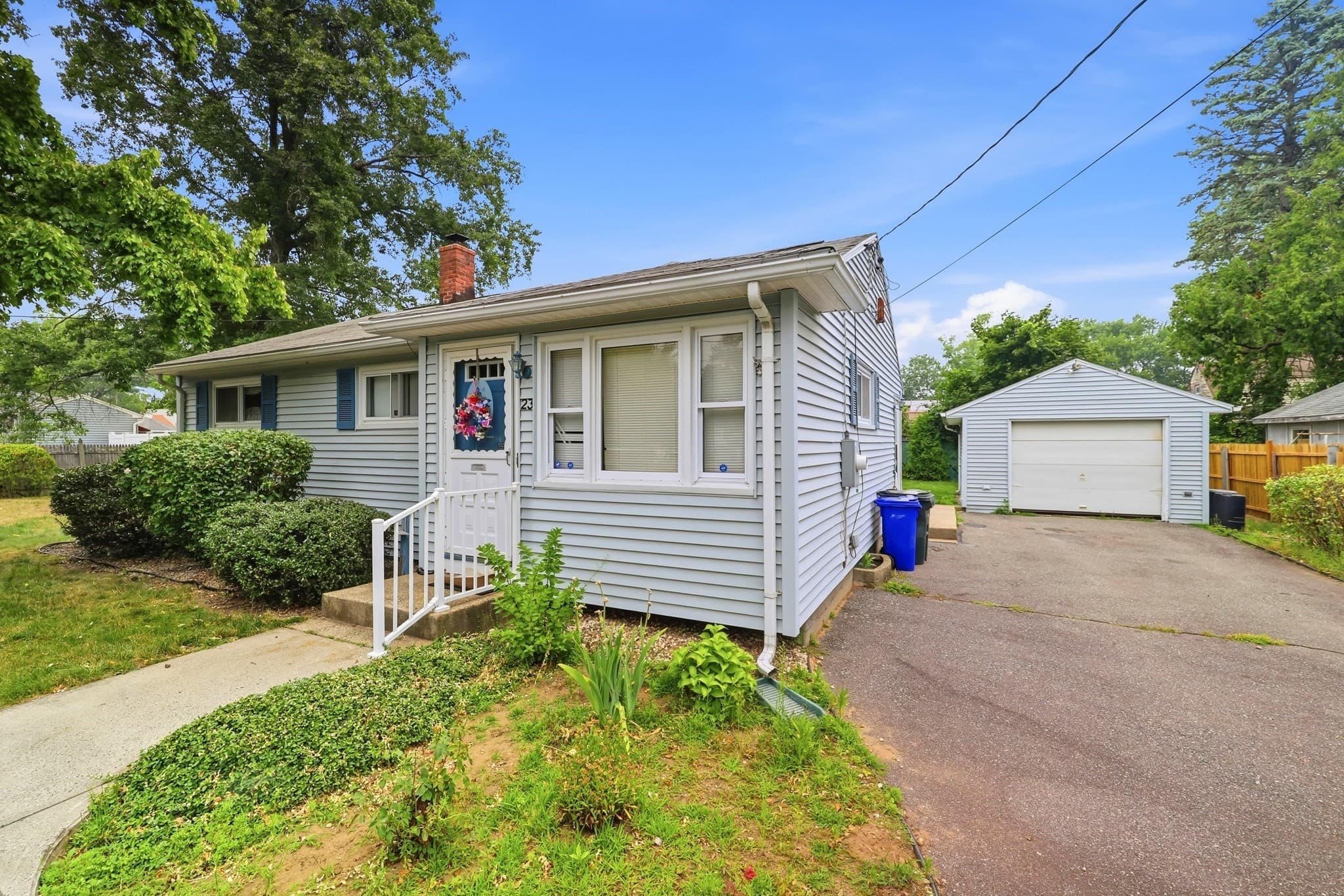 Single Family Residence at 23 Steuben St, Springfield MA 01151, Springfield, photo 4 of 28