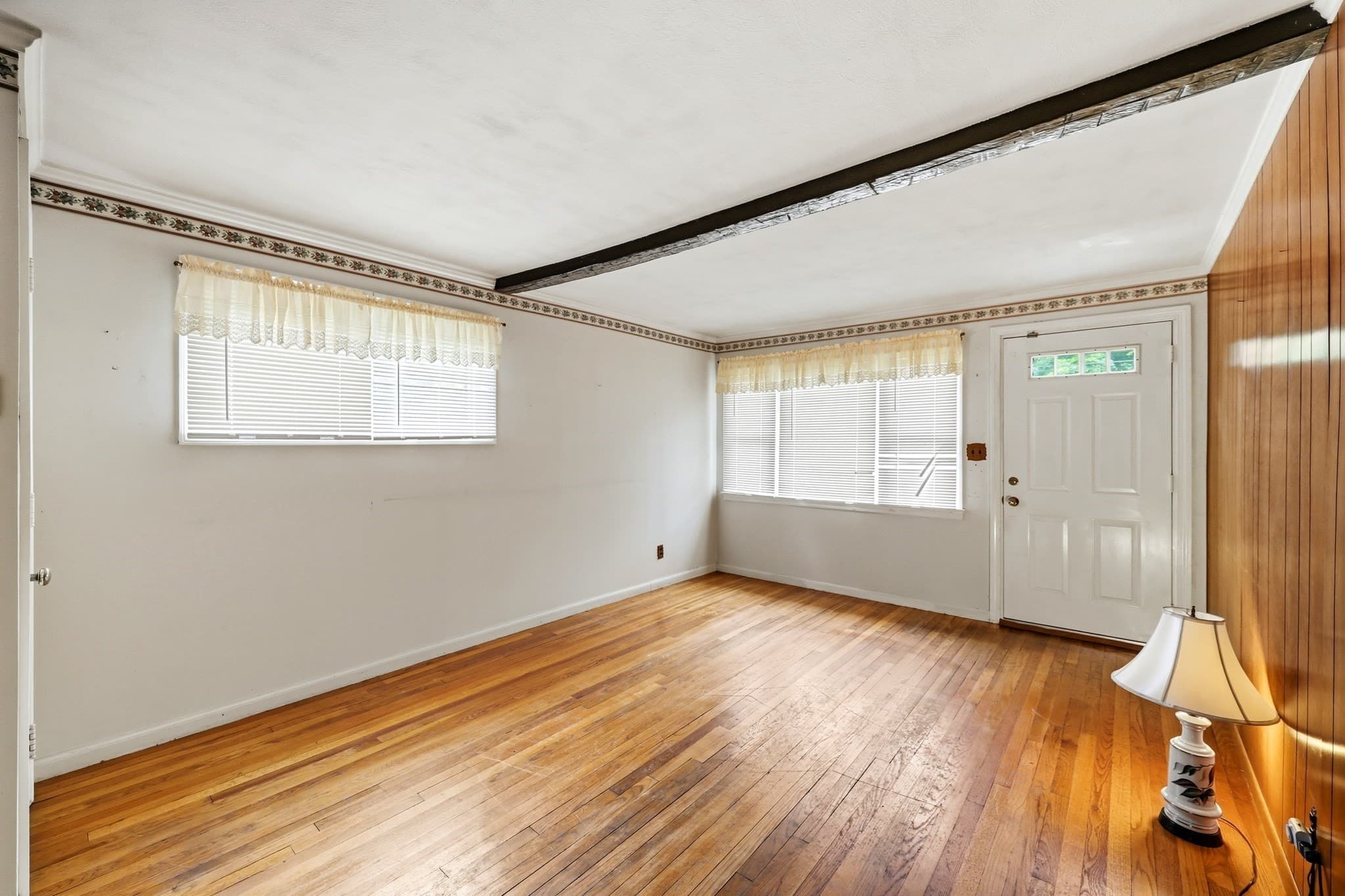 Single Family Residence at 23 Steuben St, Springfield MA 01151, Springfield, photo 8 of 28