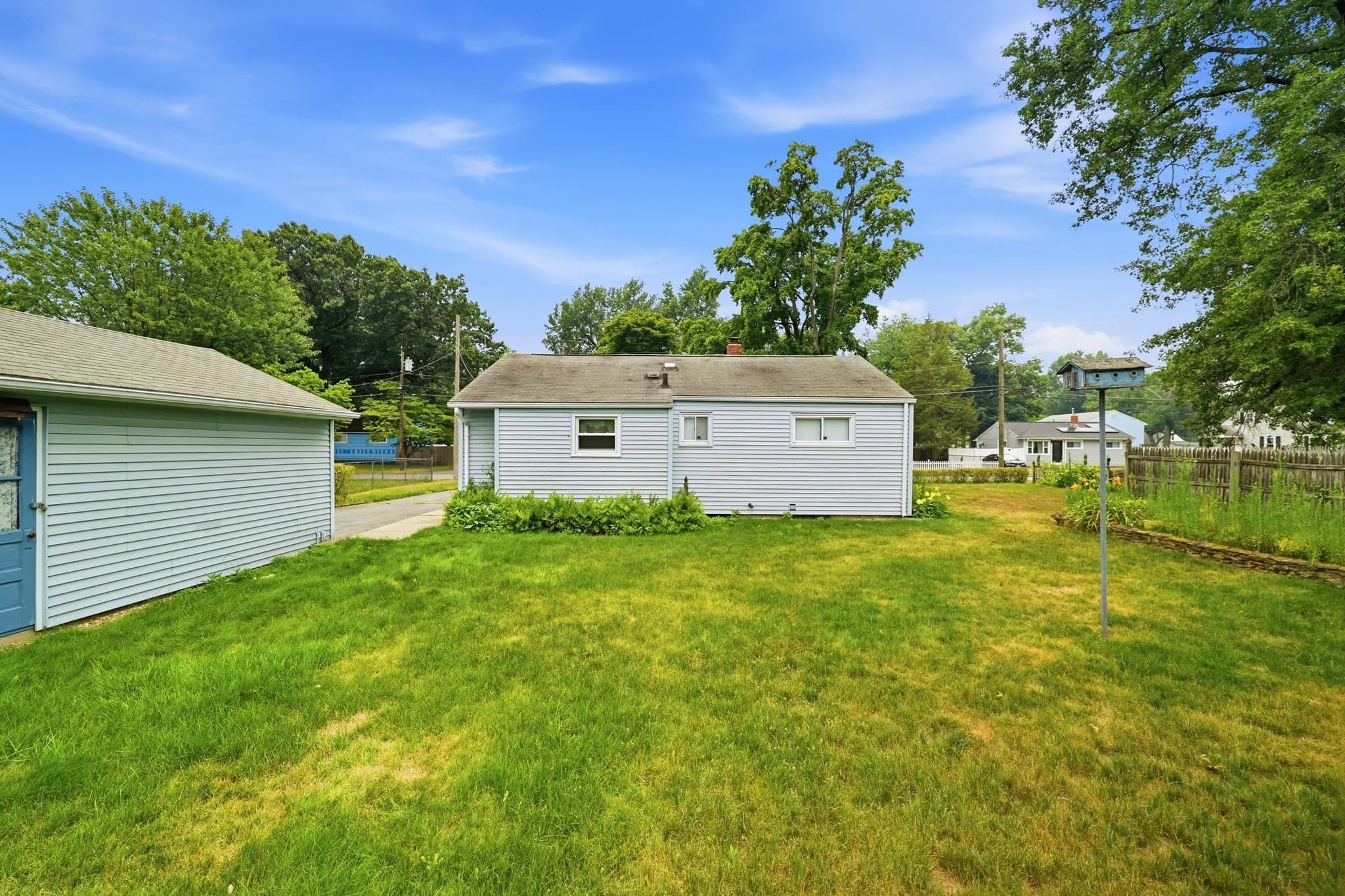 Single Family Residence at 23 Steuben St, Springfield MA 01151, Springfield, photo 25 of 28