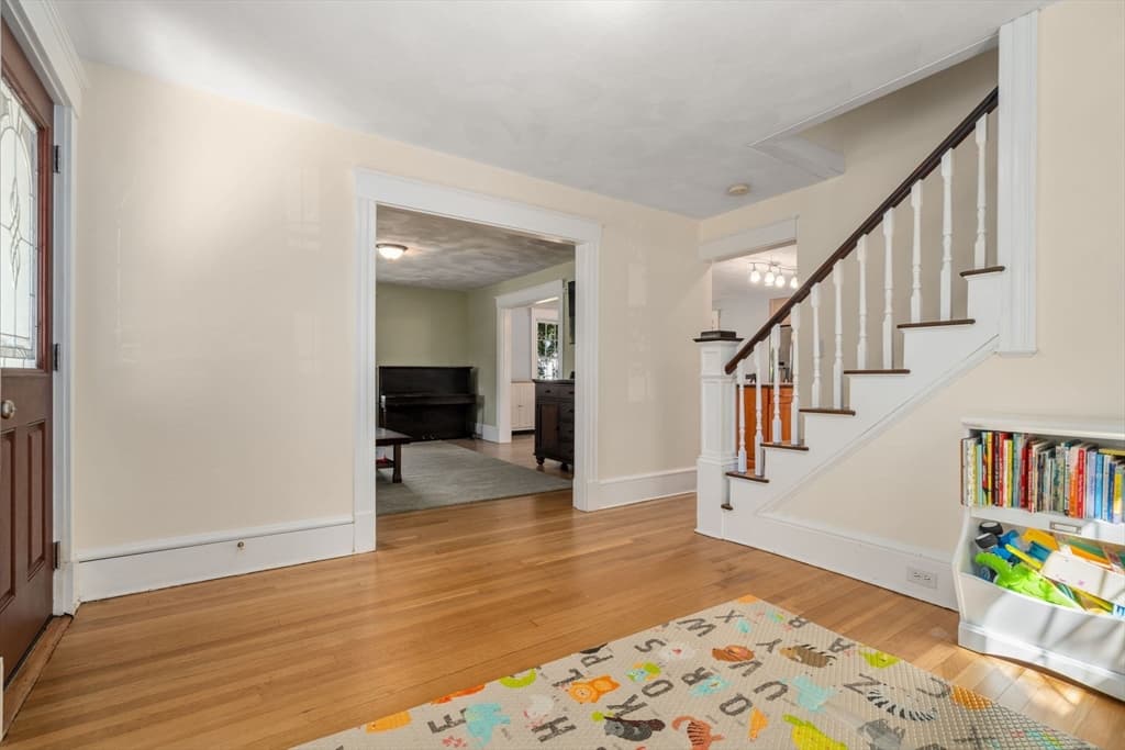 128 Pleasant St, Milton MA 02186 photo 7
