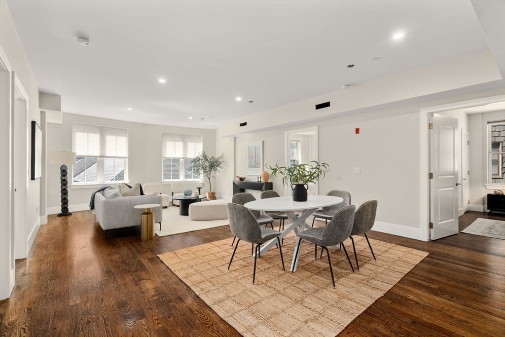 10 St George Street # 406, Boston MA 02118 photo 2