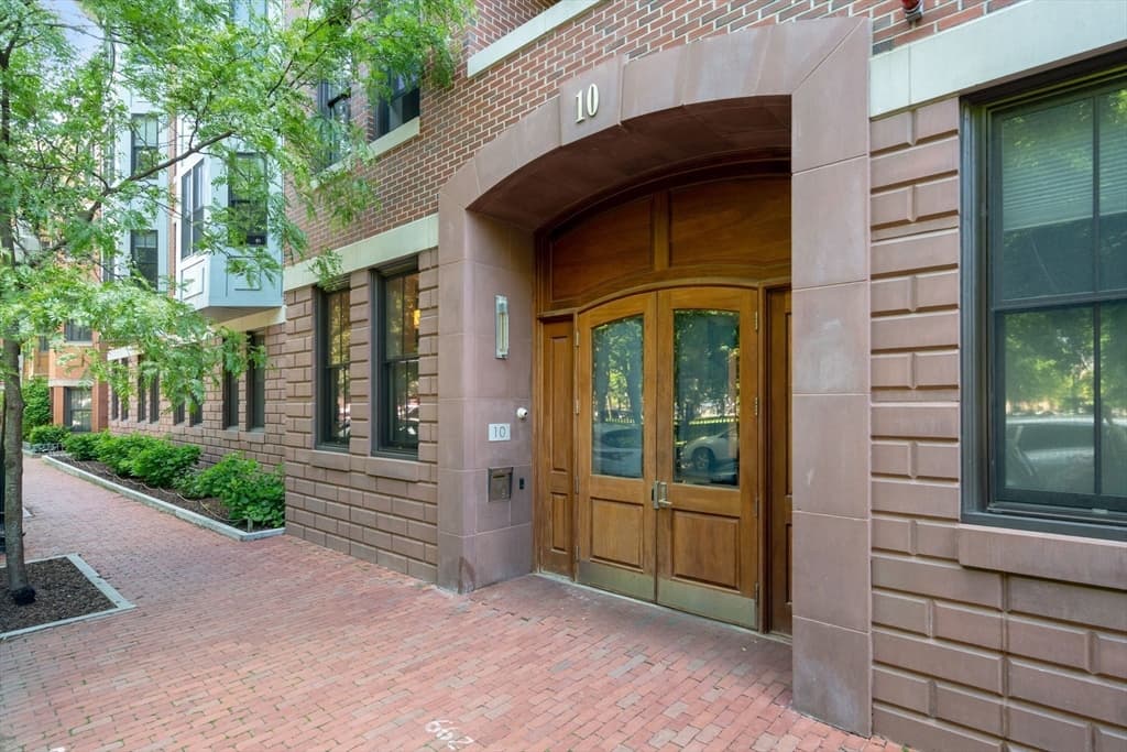 10 St George Street # 406, Boston MA 02118 photo 4