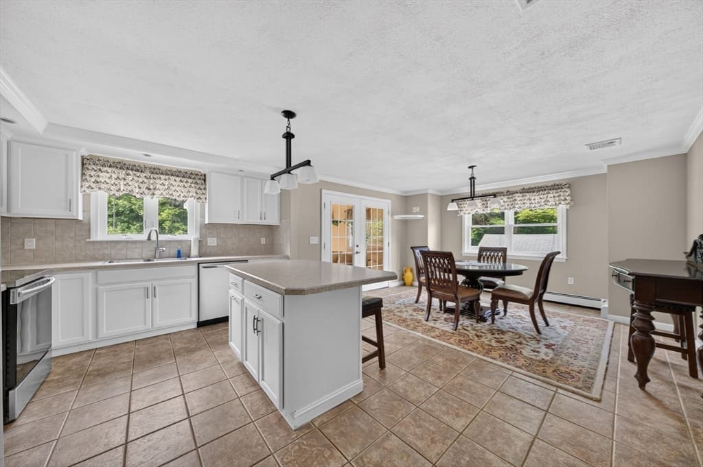 360 Myricks St, Taunton MA 02718 photo 24