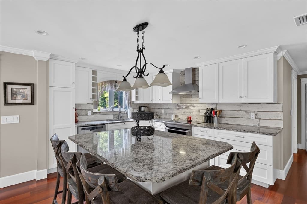 360 Myricks St, Taunton MA 02718 photo 15