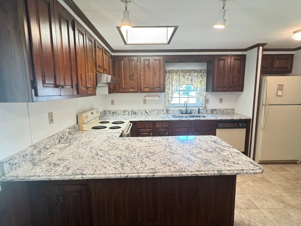 16 Puritan Road, Taunton MA 02780 photo 8