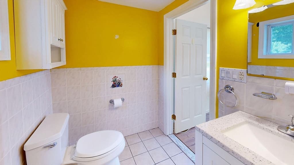 118 Spruce Rd, Norwood MA 02062 photo 5