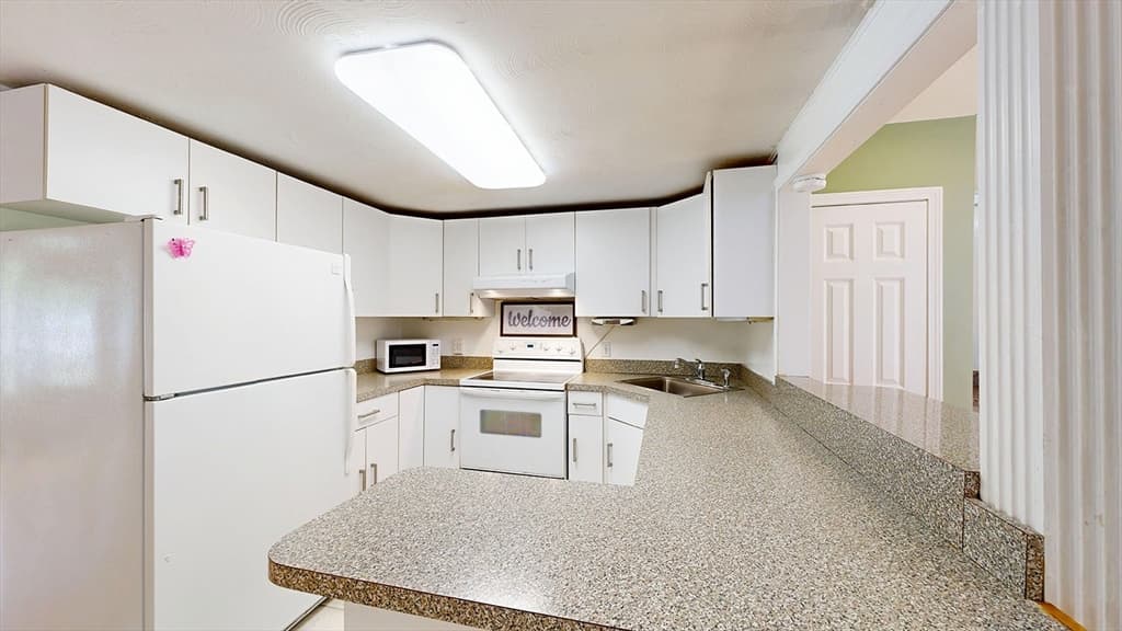 118 Spruce Rd, Norwood MA 02062 photo 18