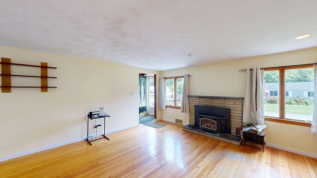 118 Spruce Rd, Norwood MA 02062 photo 8