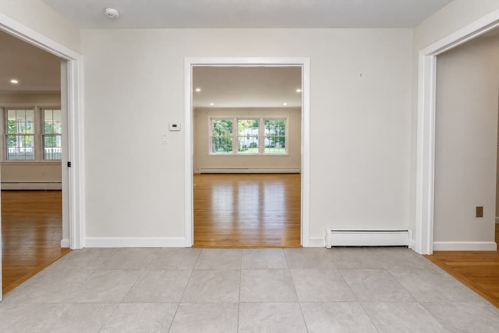93 Wyndward Rd, Longmeadow MA 01106 photo 3