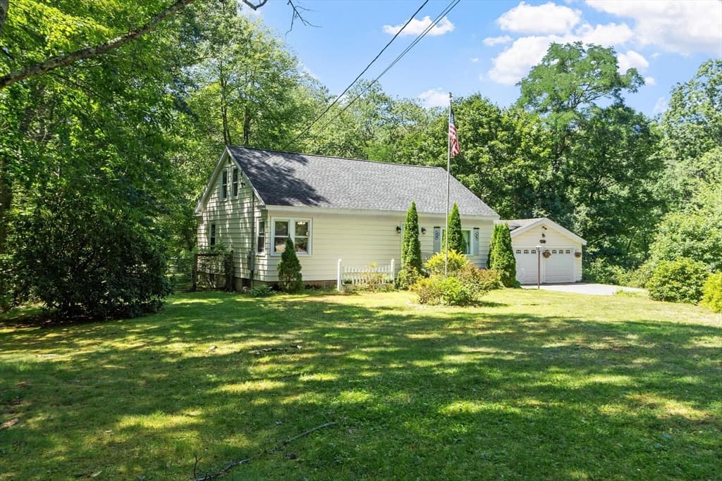 84 Fern Ave., Amesbury MA 01913
