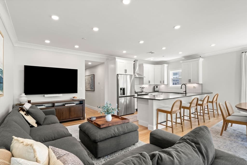 225-227 Havre Street # 1, Boston MA 02128 photo 9