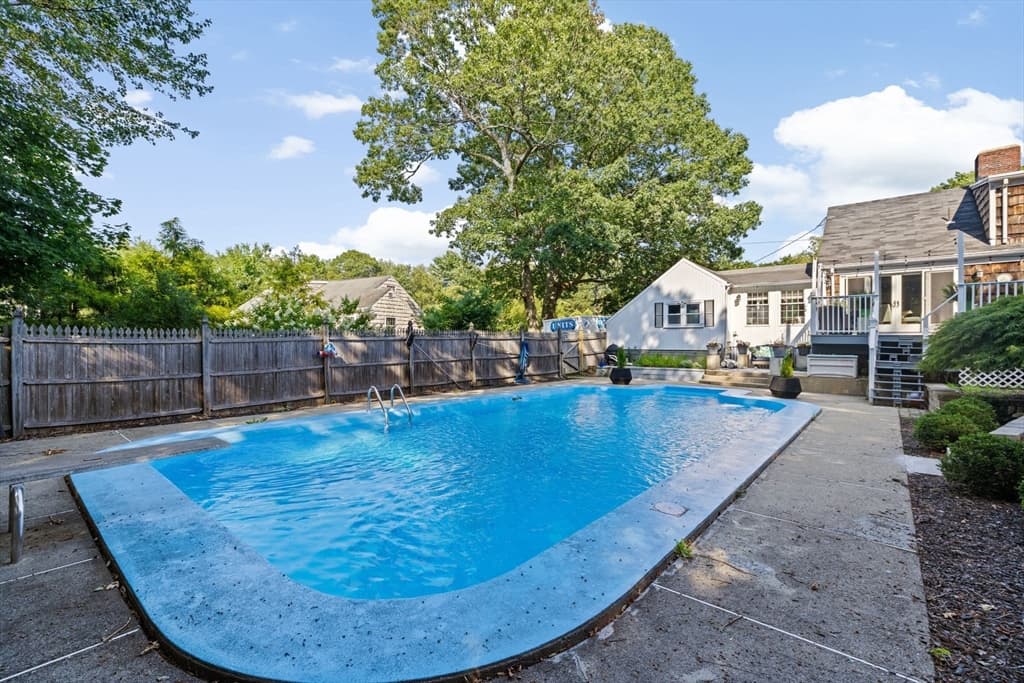 4 Country Drive, Hingham MA 02043 photo 35