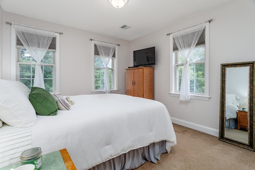562 Mendon Rd, Sutton MA 01590 photo 27