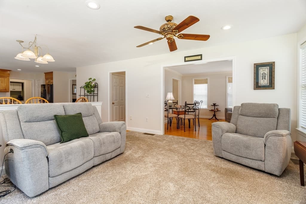 562 Mendon Rd, Sutton MA 01590 photo 13