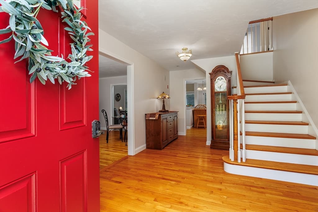562 Mendon Rd, Sutton MA 01590 photo 3