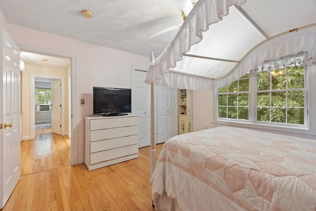 79 Wyndridge Cir, Pelham NH 03076 photo 27