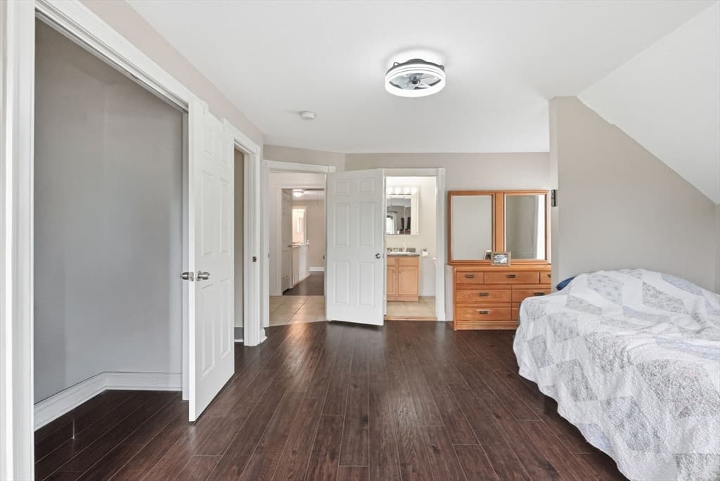 87 Crescent St, Lowell MA 01851 photo 27