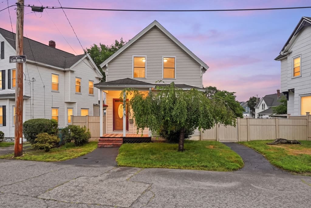 87 Crescent St, Lowell MA 01851