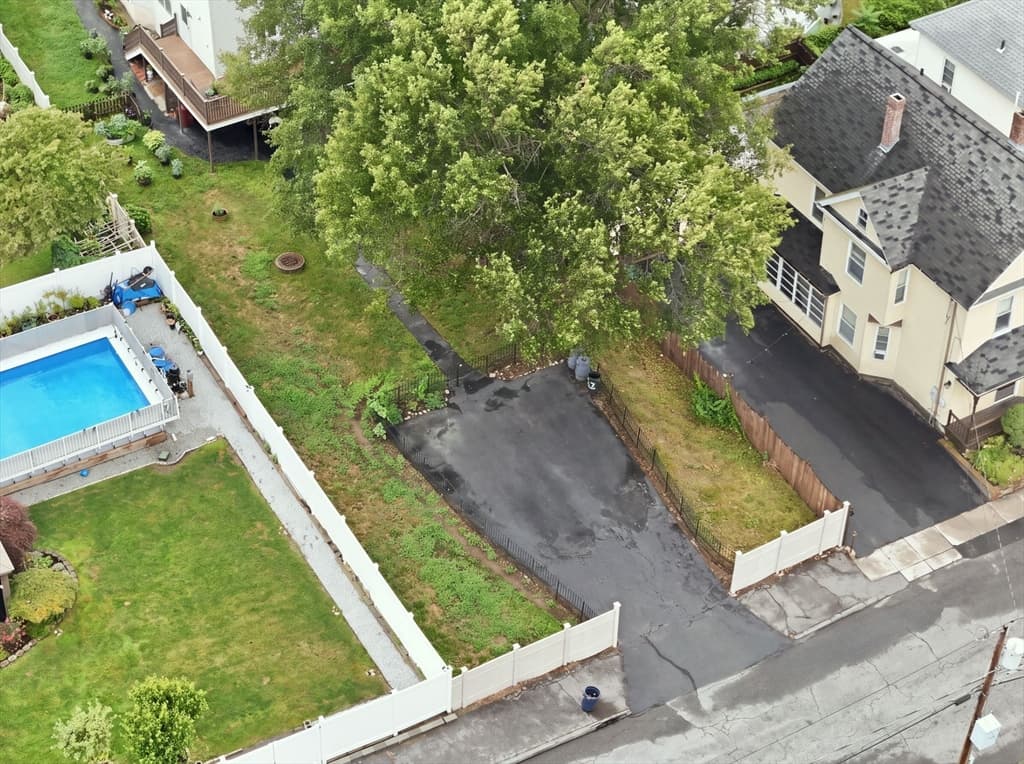 87 Crescent St, Lowell MA 01851 photo 40