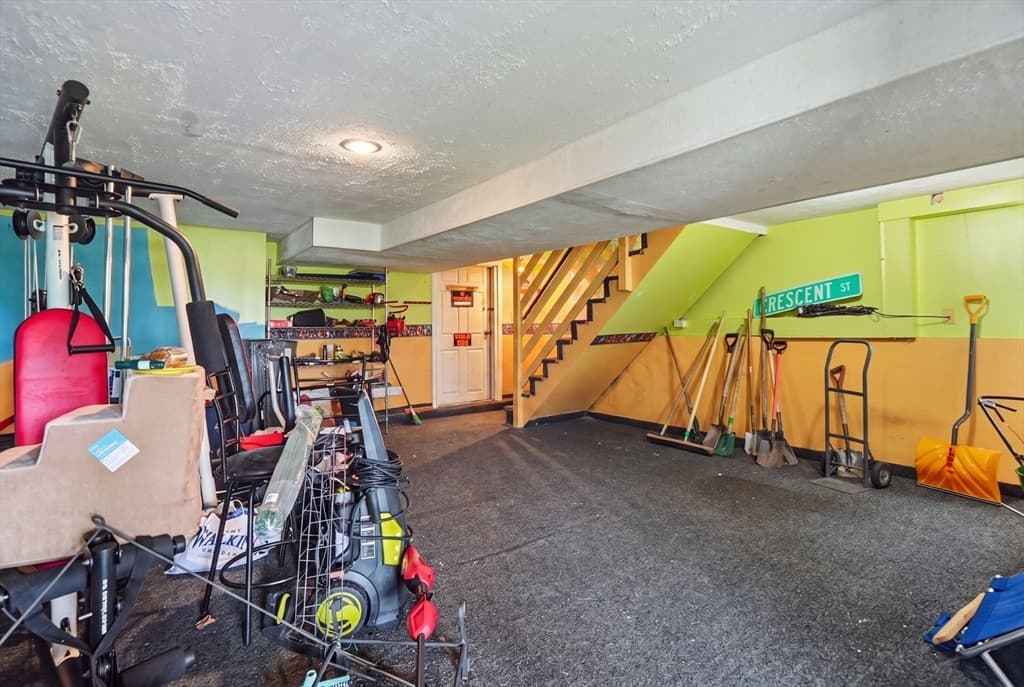 87 Crescent St, Lowell MA 01851 photo 31