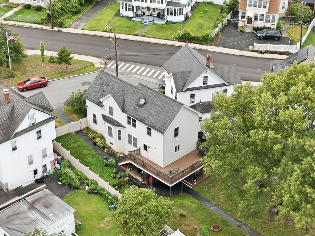87 Crescent St, Lowell MA 01851 photo 39