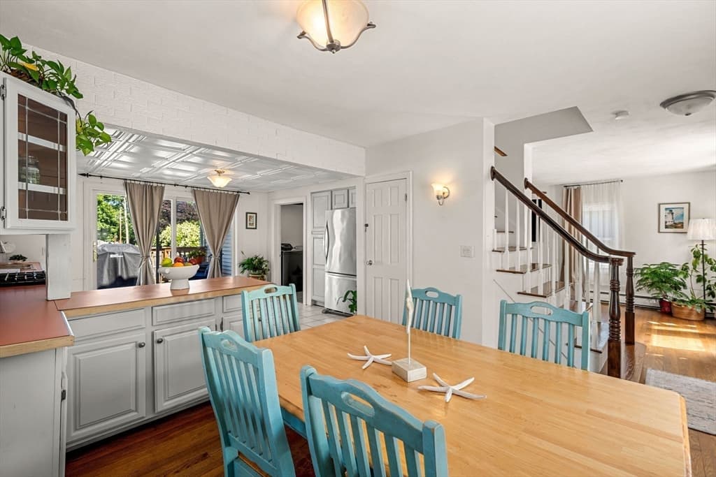 21 Burroughs St, Danvers MA 01923 photo 7
