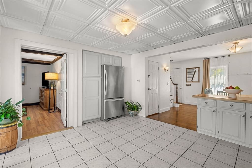 21 Burroughs St, Danvers MA 01923 photo 11