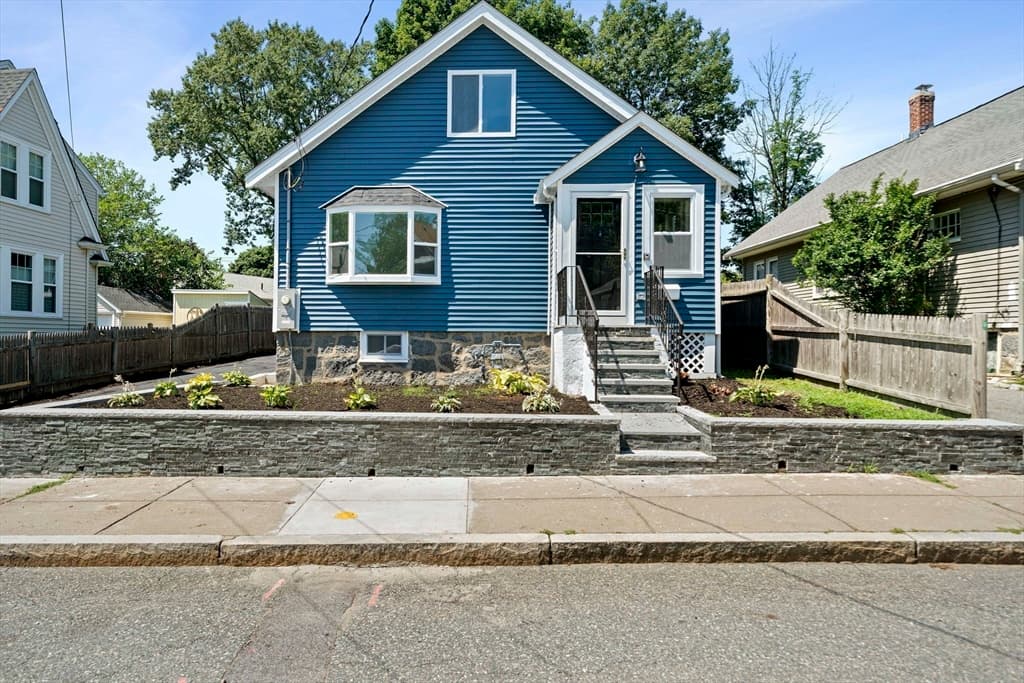 100 Keith St, Boston MA 02132 photo 2