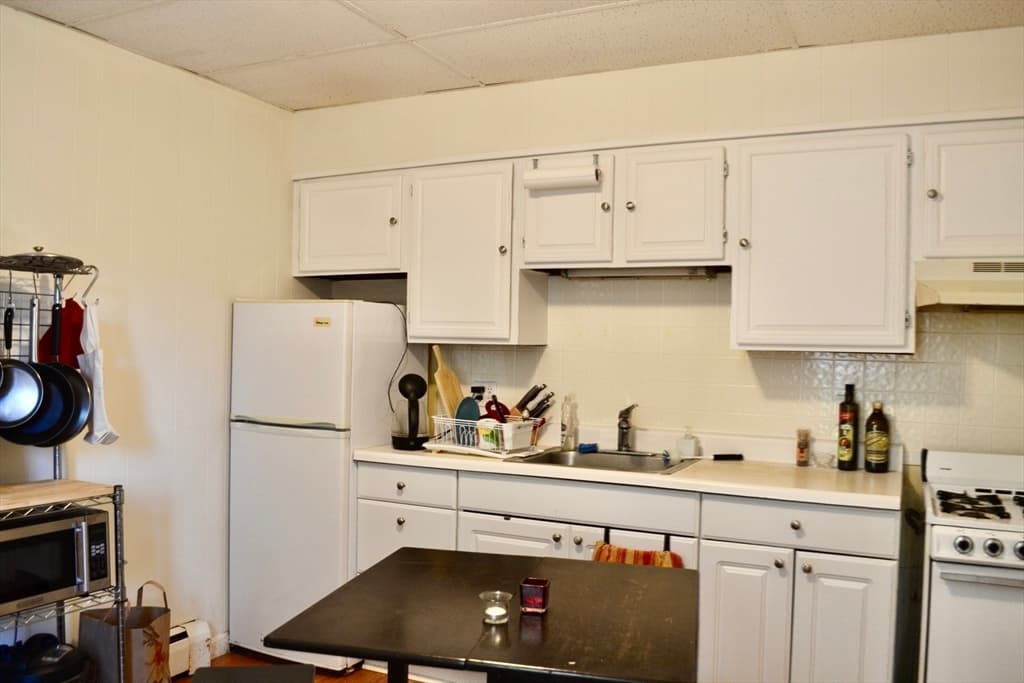 13 Howe St, Somerville MA 02145 photo 19