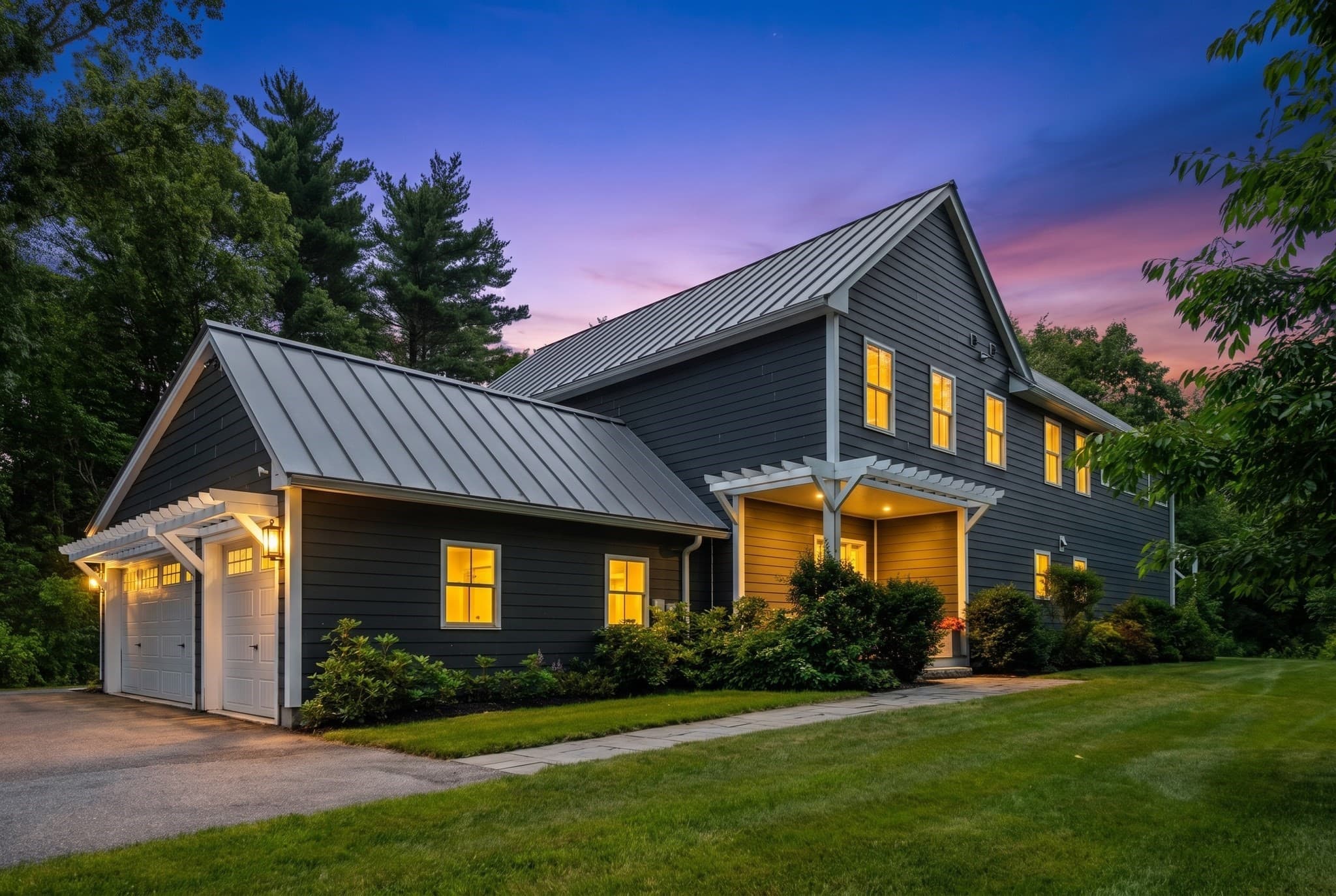 151 Hillside St, Rowley MA 01969