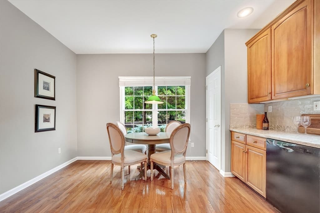 15 Hawthorne Lane # 15, Bedford MA 01730 photo 7
