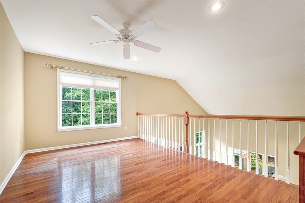 15 Hawthorne Lane # 15, Bedford MA 01730 photo 14