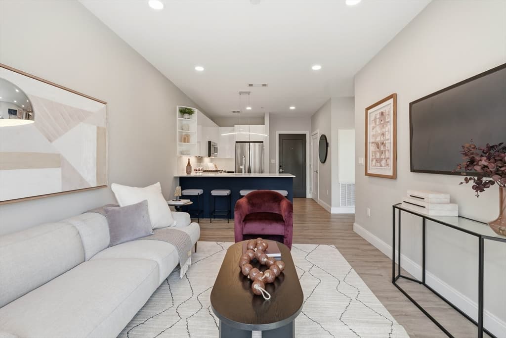 656 Saratoga # 214, Boston MA 02128 photo 3