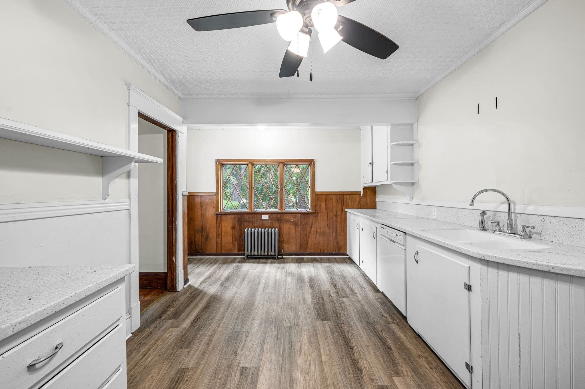 Single Family Residence at 32 Marsden St, Springfield MA 01109, Springfield, photo 13 of 41