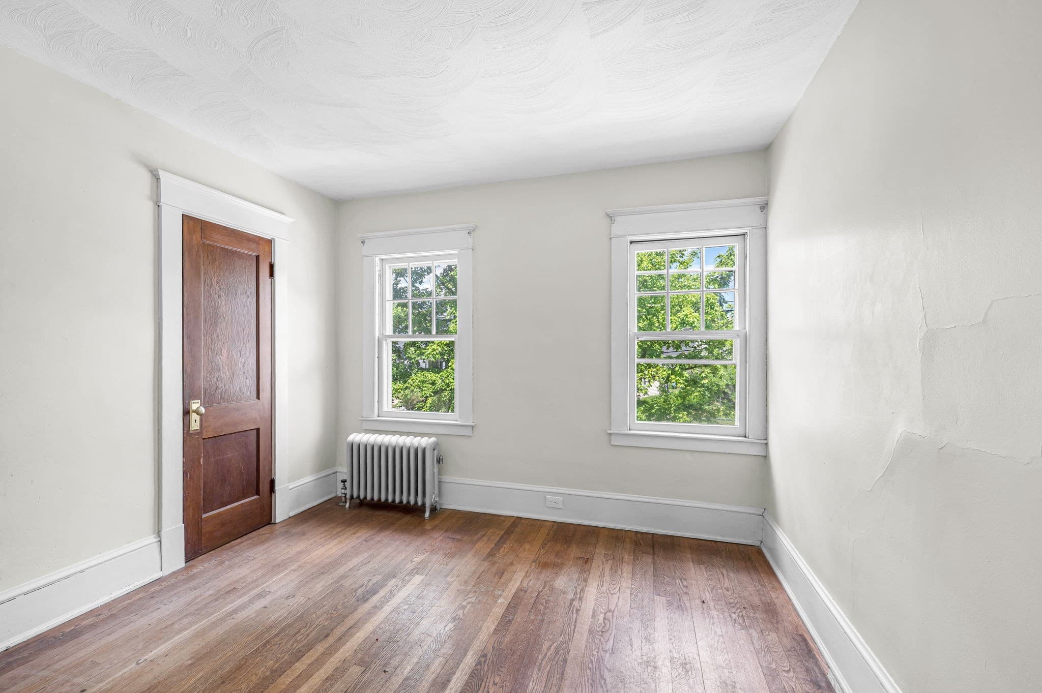 Single Family Residence at 32 Marsden St, Springfield MA 01109, Springfield, photo 19 of 41