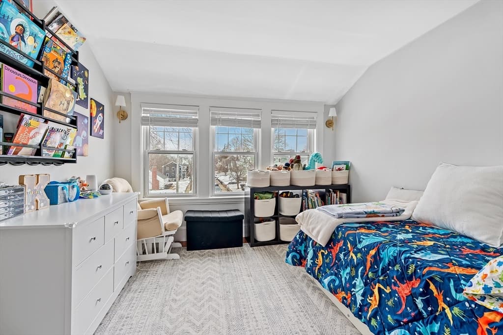 2-4 Chisholm Ln # 3, Boston MA 02131 photo 9