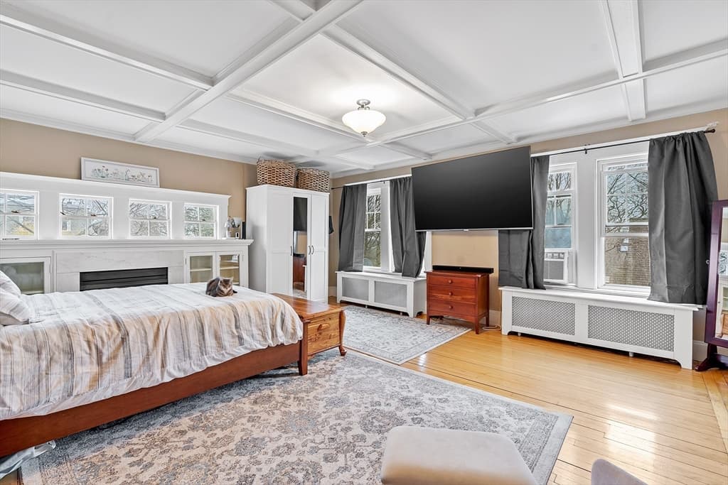 2-4 Chisholm Ln # 3, Boston MA 02131 photo 8