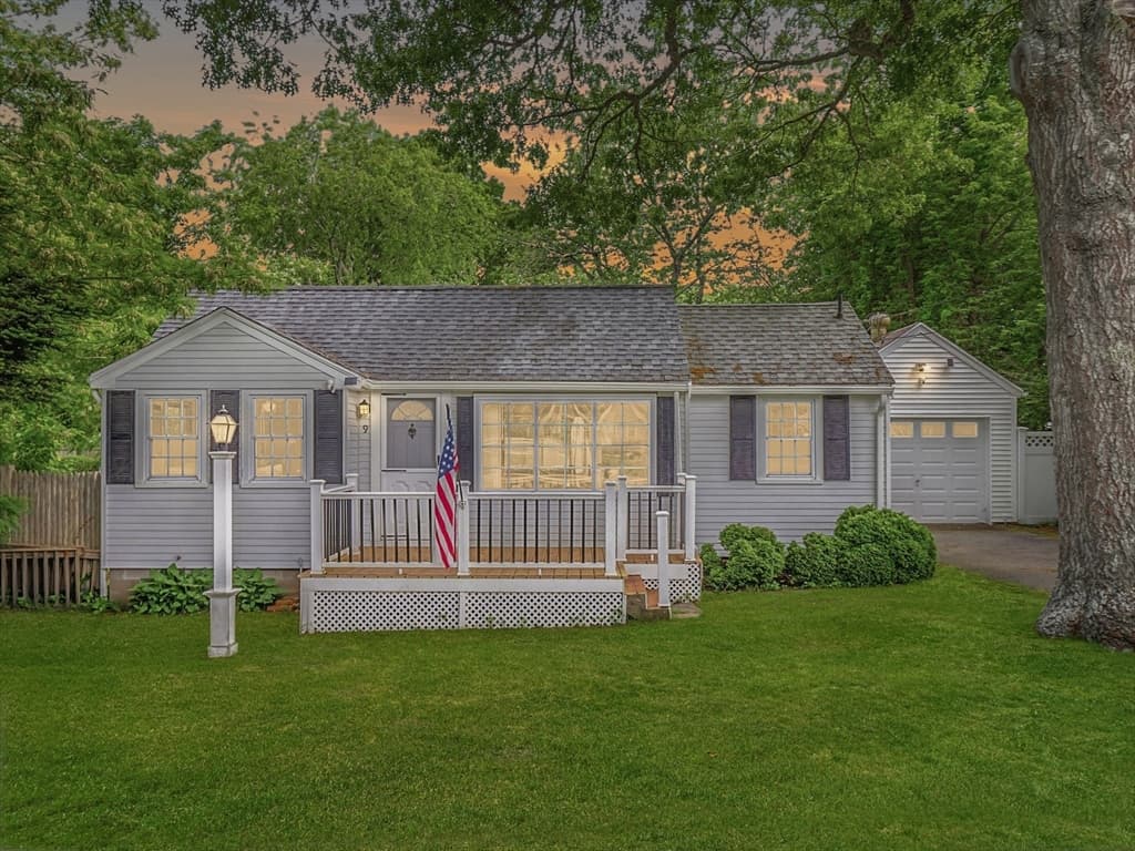 9 Silver Leaf, Yarmouth MA 02673