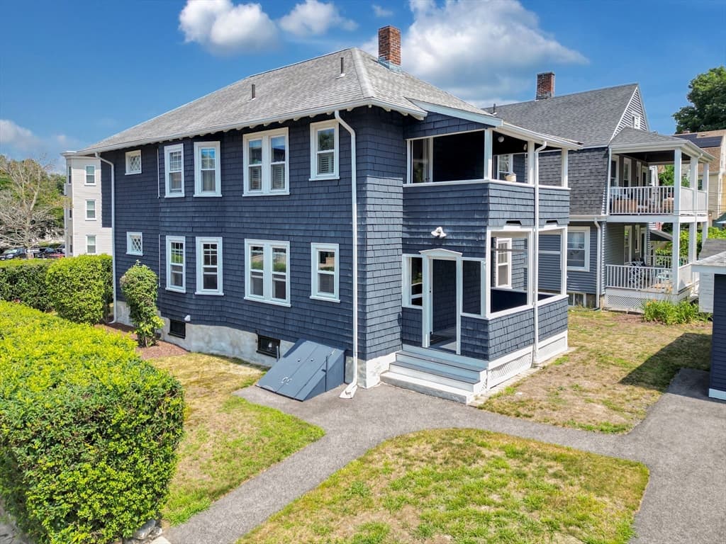 21 Bradwood St, Boston MA 02131 photo 26