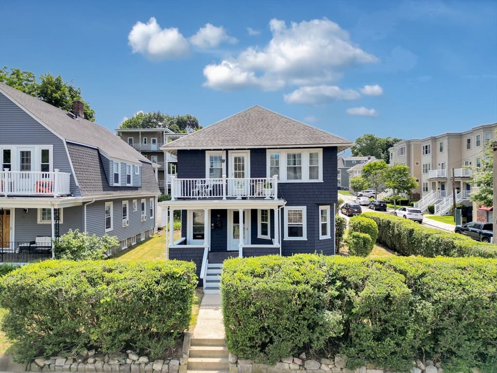 21 Bradwood St, Boston MA 02131