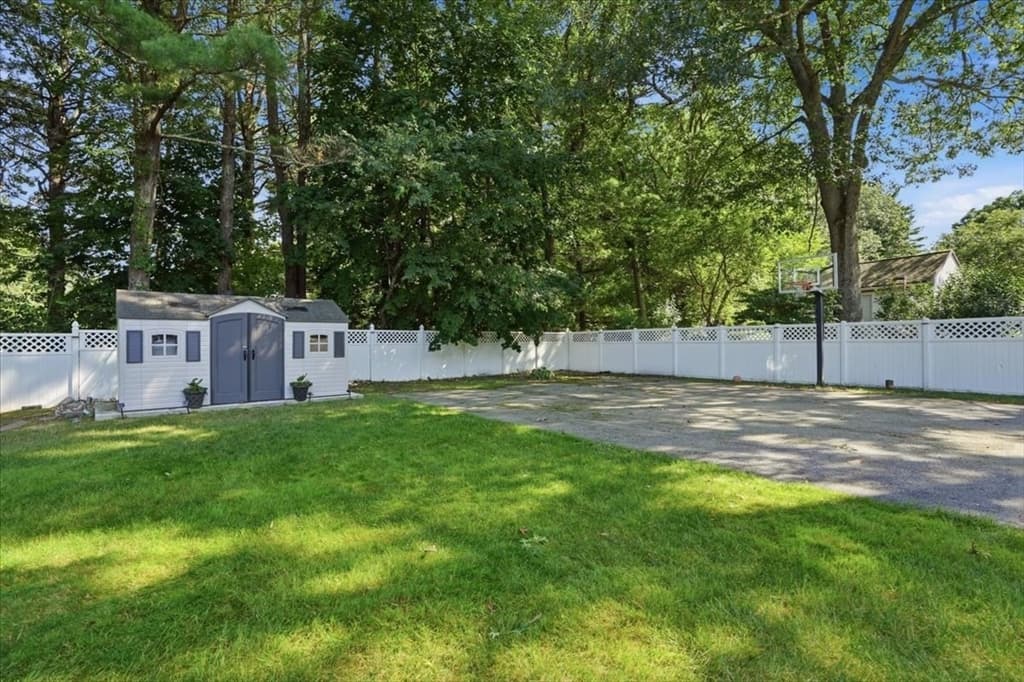 2 Hazelwood Dr, Hingham MA 02043 photo 32