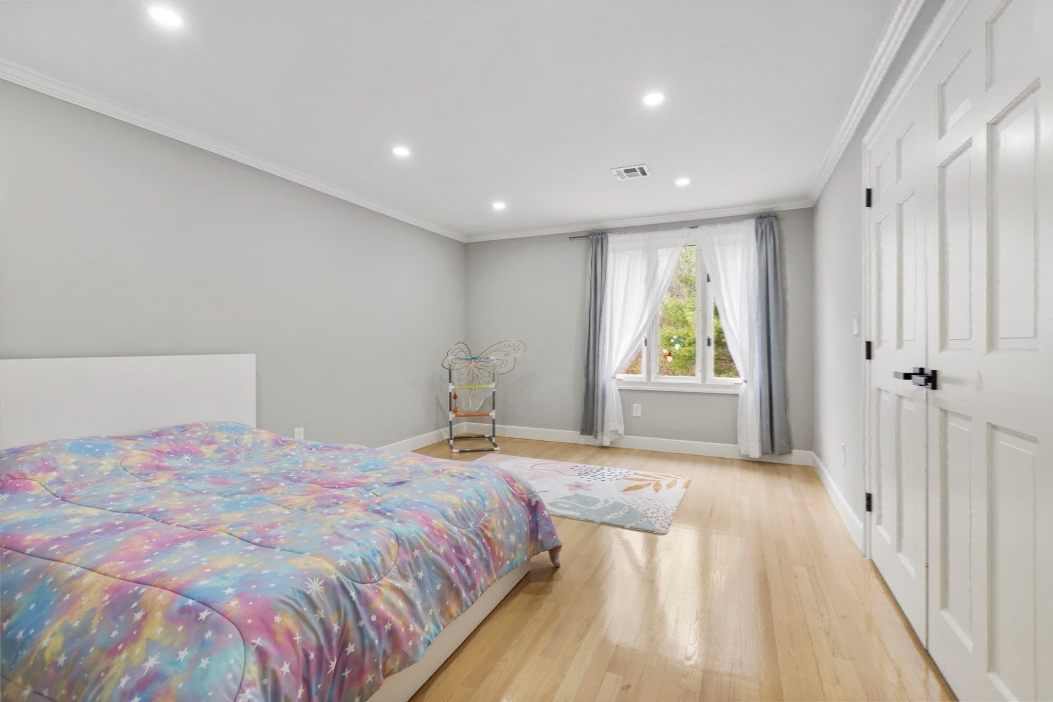 Single Family Residence at 23 Ben's Way, Hopedale MA 01747, photo 26 of 37